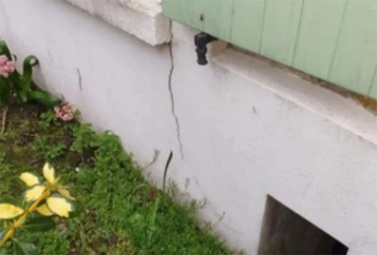 Présence anormale de fissure dans une maison dans l'Essonne 91240